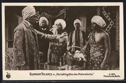 AK Filmszene aus Die Lieblingsfrau des Maharadscha, Schauspieler Gunnar Tolnaes