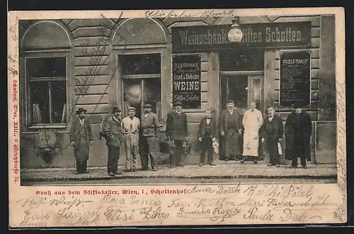 AK Wien, Gäste und Arbeiter vor dem Gasthaus Stiftes Schotten, Schottenhof
