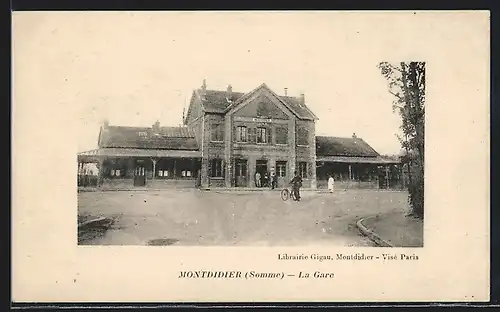 AK Montdidier, La Gare, Bahnhof