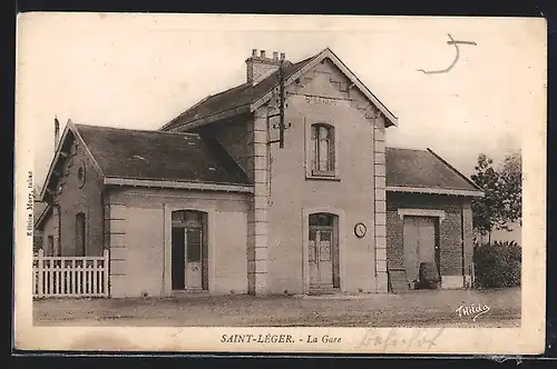 AK Saint-Léger, La Gare, Bahnhof
