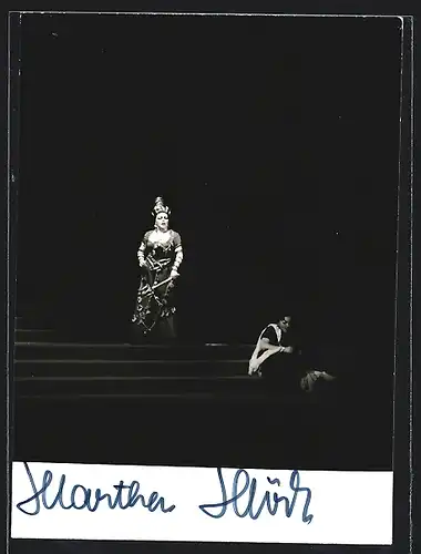 AK Opernsängerin Martha Mödl auf der Bühne, original Autograph