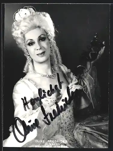 AK Opernsängerin Olive Fredricks in Amadis, mit original Autograph