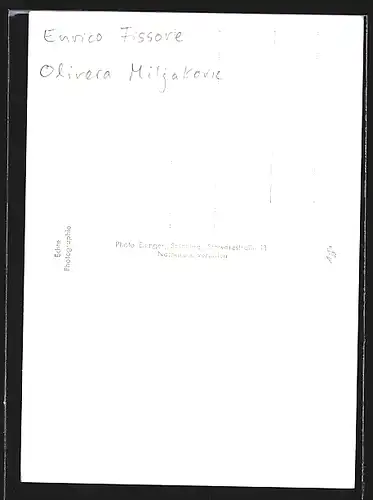 AK Opernsänger Enrico Fissore und Olivera Miljakovic in Kostümen, mit original Autograph