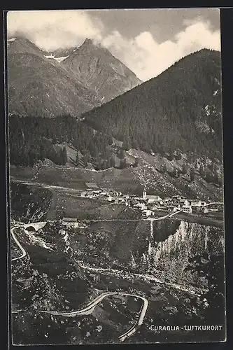 AK Curaglia, Blick auf den Ort mit Bergpanorama