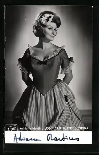 AK Opernsängerin Adriana Martino in Cosi fan Tutte, mit original Autograph