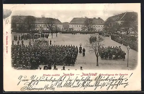 AK Josefstadt / Josefov / Jaromer, Vereidigung der Rekruten