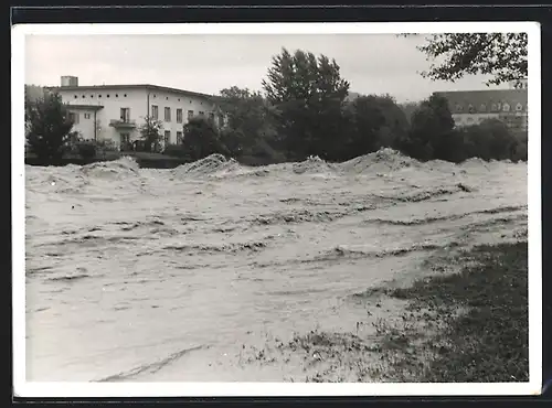 AK Langenthal, Ortspartie bei Hochwasser um 1950