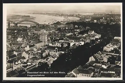 AK Düsseldorf, Ortsansicht mit Rhein, Fliegeraufnahme