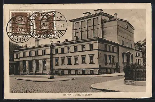 AK Erfurt, Stadttheater, von der Kreuzung aus gesehen