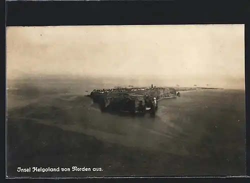 AK Helgoland, Fliegeraufnahme der Insel von Norden aus