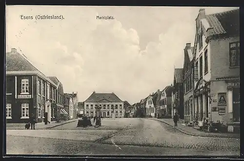 AK Esens /Ostfriesland, Marktplatz mit Gasthof Deutsches Haus