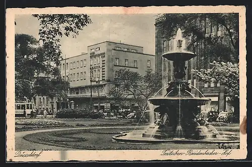 AK Düsseldorf, Teestuben-Breidenbacher-Hof m. Brunnen