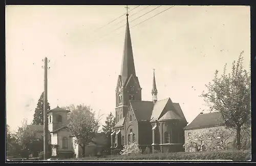 Foto-AK Berensberg, Kirche mit Nebengebäuden, 1925