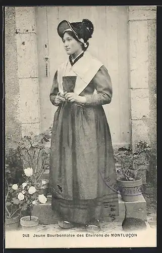 AK Montlucon /Auvergne, Jeune Bourbonnaise