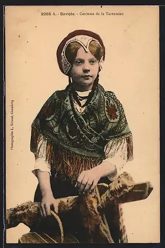 AK Mädchen in Tracht aus Tarentaise