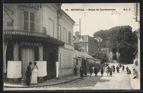 AK Bougival, Route de Louveciennes