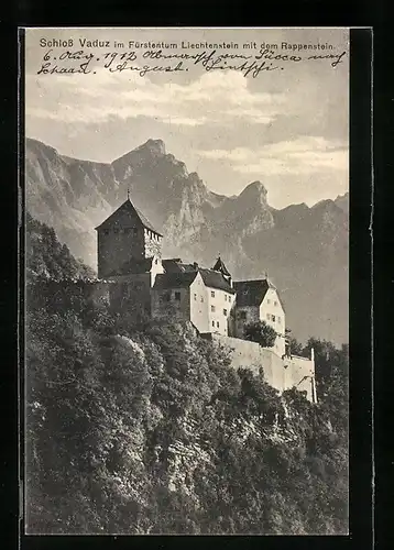 AK Vaduz, Schloss mit Blick auf den Rappenstein