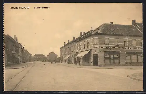 AK Bourg-Leopold, Bahnhofstrasse und Grand Hotel du Camp