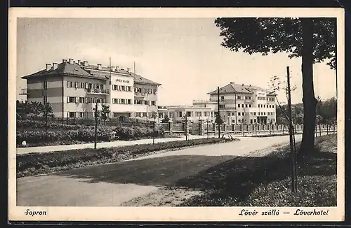 AK Sopron, Löverhotel mit Strassenpartie