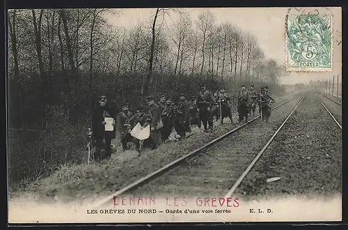 AK Les Gréves du Nord, Garde d`une voie ferrée, Streik der französischen Eisenbahn, Arbeiterbewegung