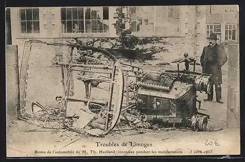 AK Limoges, Restes de l`automobile de M. Th. Haviland, incendiée pendant les manifestations, 1905