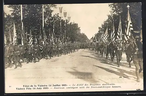AK Le défilé des Drapeaux américains, Fêtes de la Victoire 1919