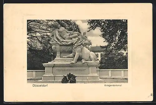 AK Düsseldorf, Kriegerdenkmal mit einer Löwendarstellung