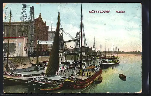 AK Düsseldorf, Angedockte Segelschiffe am Hafen