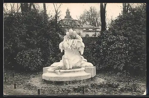 AK Düsseldorf, Blondat-Brunnen im Hofgarten