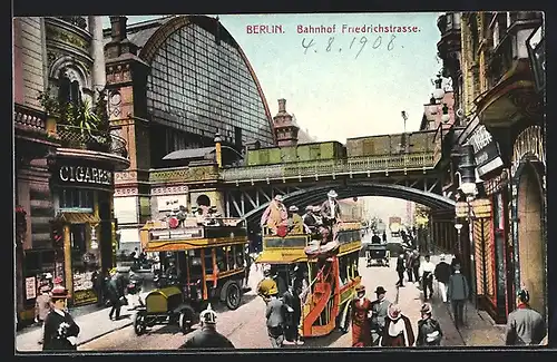 AK Berlin, Autoverkehr am Bahnhof Friedrichstrasse