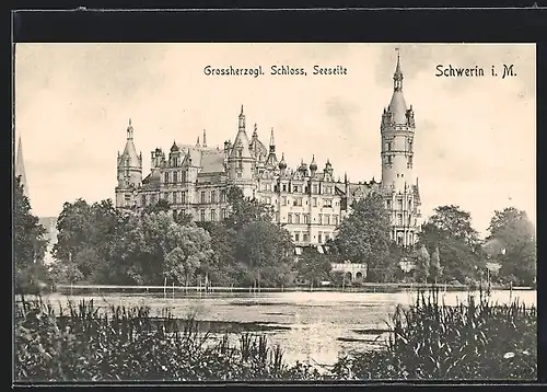 AK Schwerin i. M., Grossherzogl. Schloss, Seeseite