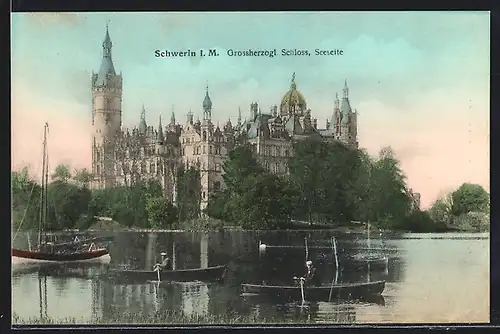 AK Schwerin i. M., Grossherzogl. Schloss, Seeseite