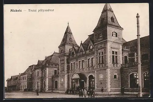 AK Miskolc, Tiszai pályaudvar, Bahnhof