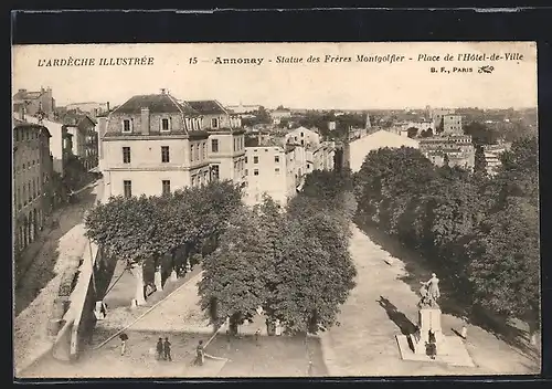 AK Annonay, Statue des Frères Montgolfier, Place de l`Hotel-de-Ville
