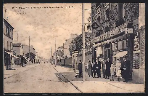 AK Bezons, Rue Jean-Jaurès et Café du Mesniel