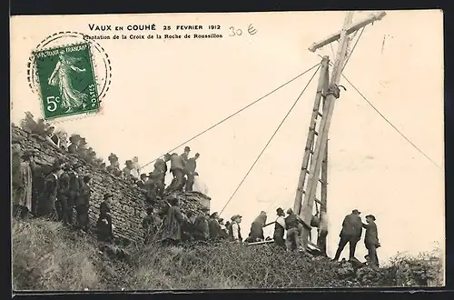 AK Vaux-en-Couhé, Plantation de la Croix de la Roche de Roussillon, 25 Fevrier 1912