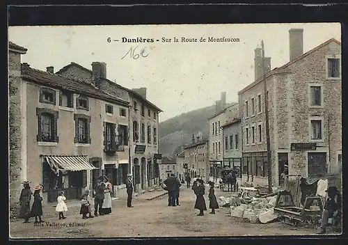 AK Dunières, Sur la Route de Montfaucon