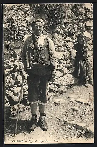 AK Lourdes, Types de Pyrénées