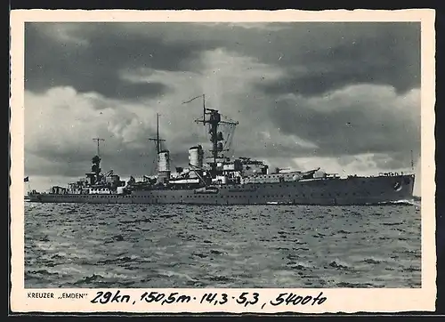 AK Kreuzer Emden bei ruhiger See