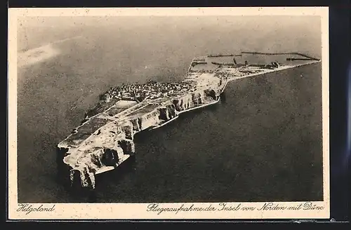 AK Helgoland, Fliegeraufnahme der Insel von Norden mit Dünen