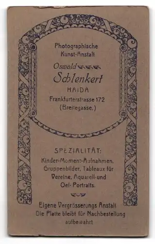 Fotografie Oswald Schlenkert, Haida, Frankfurterstr. 172, Blonder Junge im Anzug mit weissem Hemdskragen