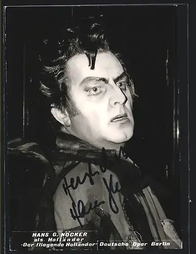 AK Opernsänger Hans G. Nöcker als Holländer in Der fliegende Holländer, mit original Autograph