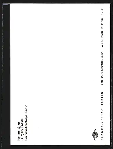 AK Opernsänger Jürgen Freier im dunklen Anzug mit weisser Fliege, mit original Autograph