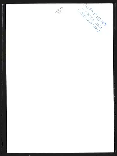 AK Opernsänger Claudio Giombi in L`Albergo dei Poveri, mit original Autograph