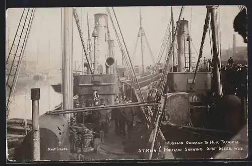 AK Hull, Doggerbank-Zwischenfall 1904, Russian Outrage on Hull Trawlers, St. Mira and Mouvain showing Shot Holes