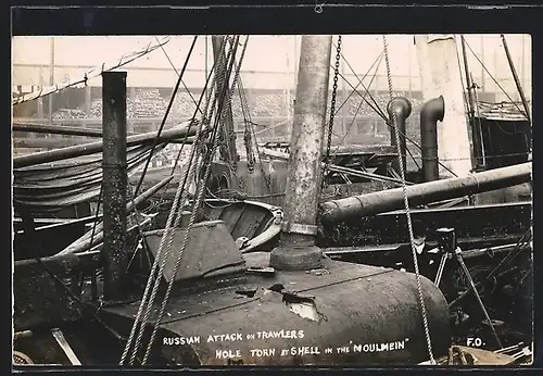 AK Doggerbank-Zwischenfall 1904, Russian Attack on Trawlers, Hole torn by Shell in the Moulmein