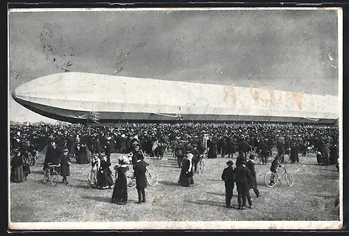 AK Zeppelin I in München, 2. April 1909, Landung in Oberwiesenfeld
