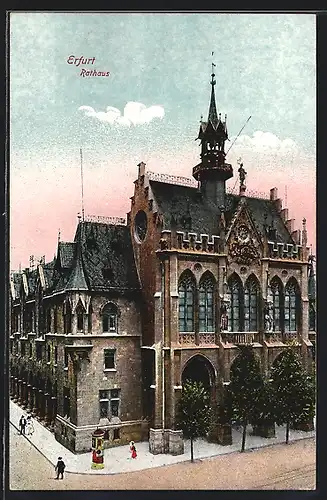 AK Erfurt, Rathaus mit Strasse aus der Vogelschau