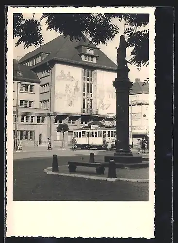 AK Erfurt, An der Sparkasse, mit Strassenbahn