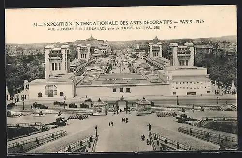 AK Paris, Exposition des Arts décoratifs 1925, Vue d`Ensemble de l`Esplanade prise de l`Hotel des Invalides